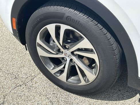 Used 2023 Buick Envision Essence AWD/4WD image 33