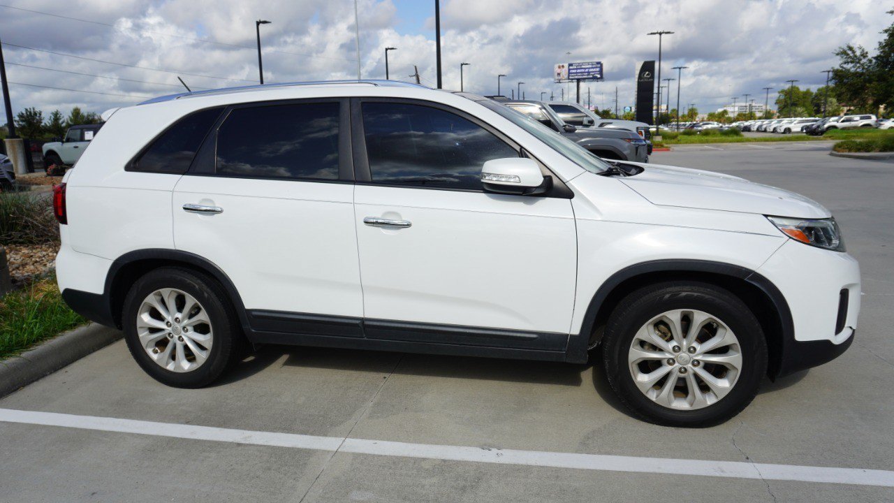 Used 2015 Kia Sorento EX w/ EX V6 Touring Package FWD image 5