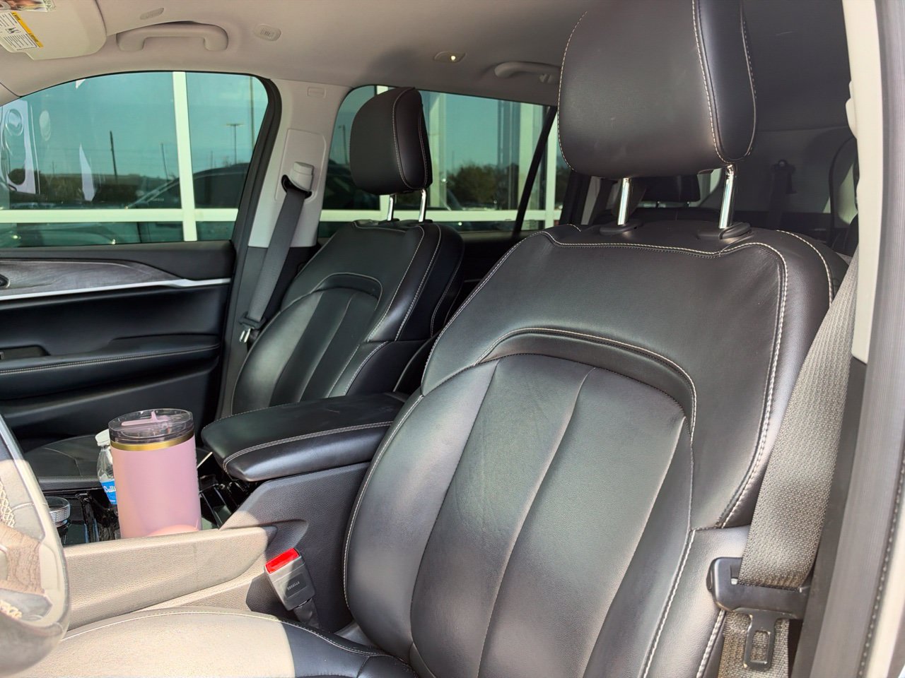 Used 2021 Jeep Grand Cherokee L Limited RWD image 4