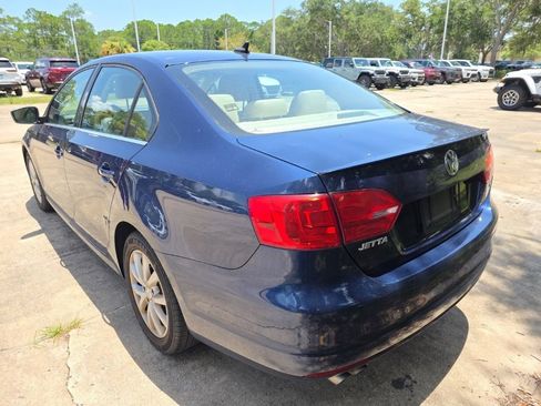 Used 2014 Volkswagen Jetta SE FWD image 3