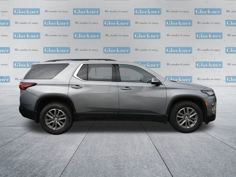 Used 2023 Chevrolet Traverse LT image 13