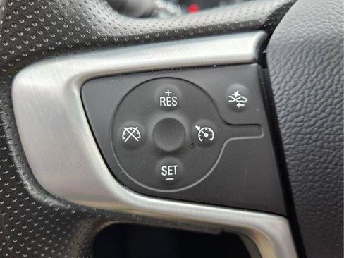 Certified 2024 GMC Terrain SLE w/ Driver Convenience Package FWD image 32