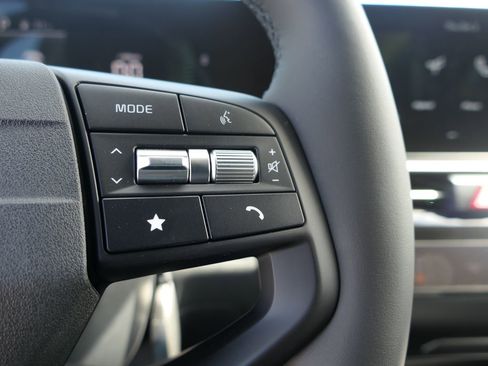 New 2026 Kia Sportage LX image 14