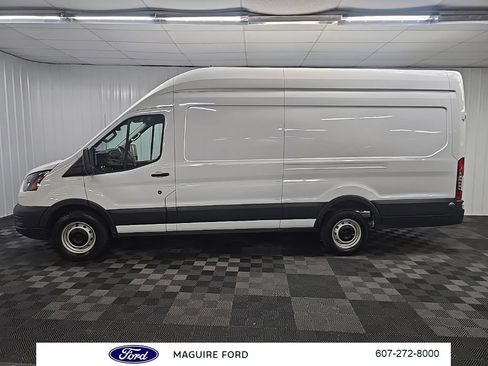 Used 2025 Ford Transit 250 148 High Roof Extended w/ Load Area Protection Package RWD image 6