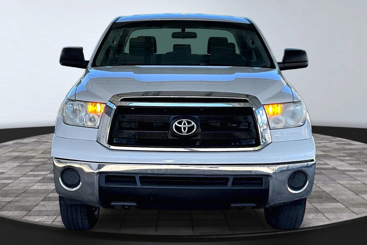 Used 2012 Toyota Tundra 2WD Double Cab image 2