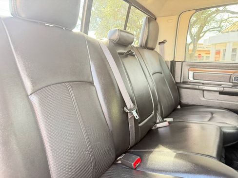 Used 2018 RAM 1500 Laramie w/ Convenience Group AWD/4WD image 22