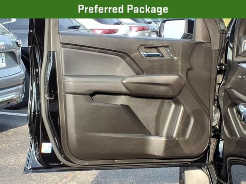 Certified 2024 GMC Canyon Elevation w/ Convenience Package AWD/4WD image 17