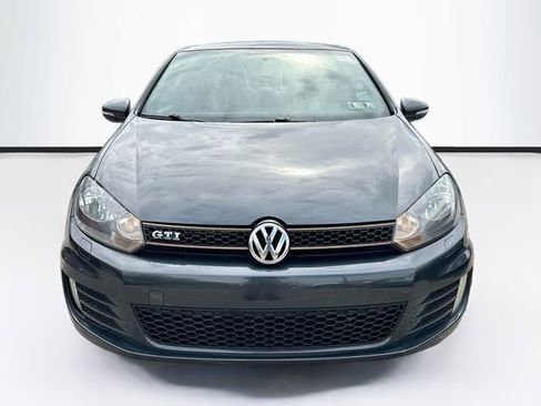 Used 2011 Volkswagen GTI 2-Door image 2