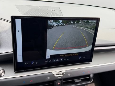New 2026 Lexus ES 350h AWD w/ Convenience Package image 20