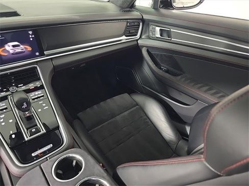 Certified 2023 Porsche Panamera GTS image 25