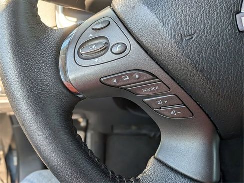 Used 2023 Nissan Murano SL image 16