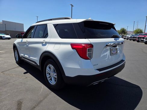 Certified 2020 Ford Explorer XLT w/ Equipment Group 202A RWD image 4