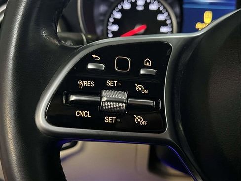 Certified 2022 Mercedes-Benz GLC 300 4MATIC image 21