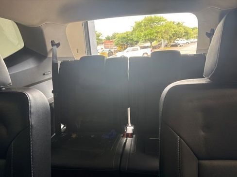 Used 2021 Volkswagen Atlas SE w/ Towing Package FWD image 21