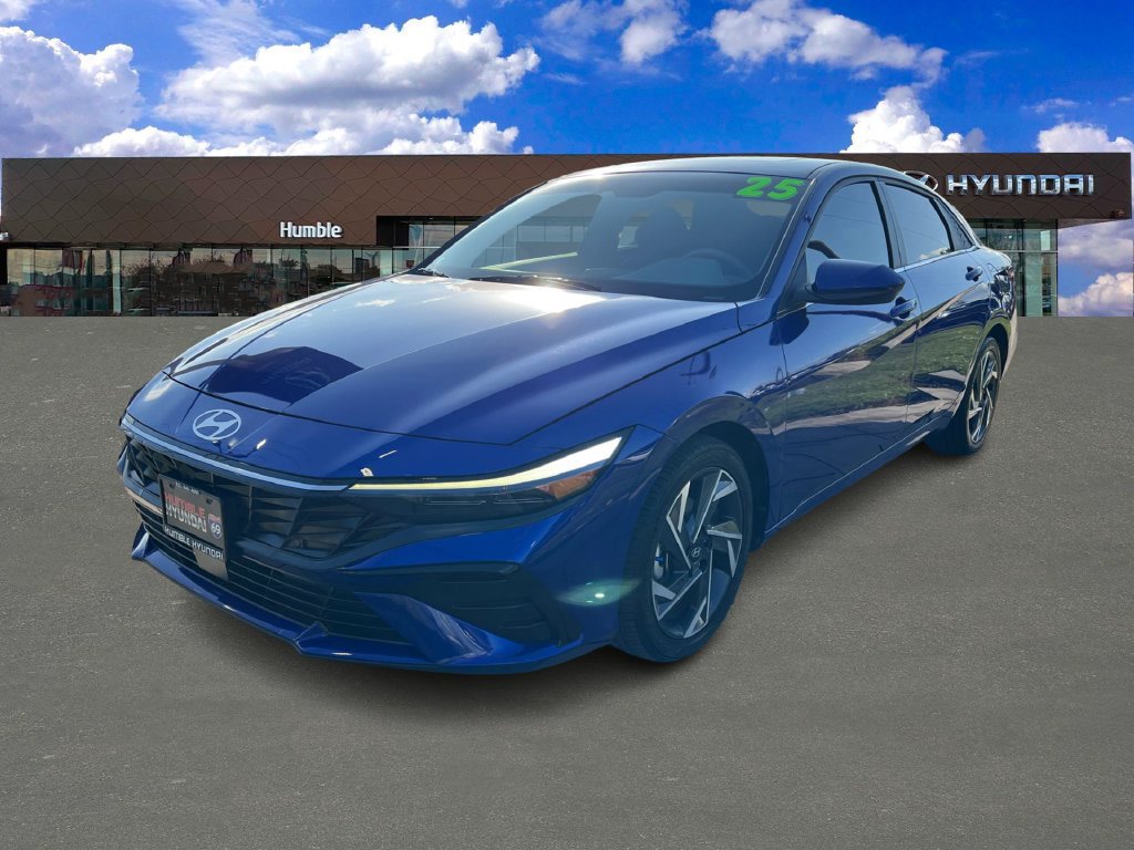 Certified 2025 Hyundai Elantra SEL FWD image 1