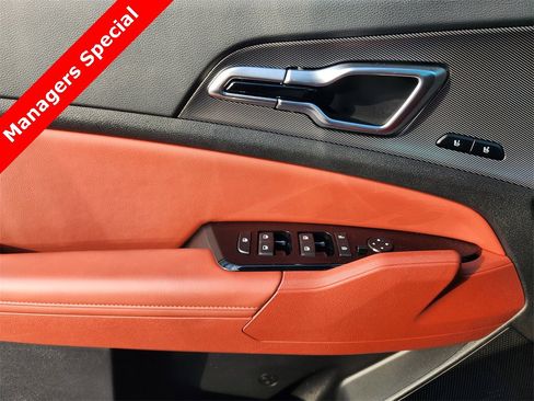 New 2025 Kia Sportage SX image 15