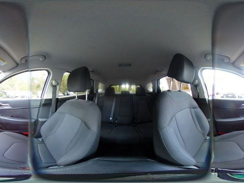 Used 2025 Kia Sportage LX image 41