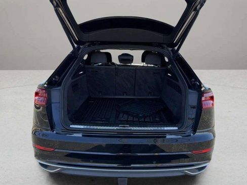 Used 2019 Audi Q8 Premium w/ Convenience Package image 31