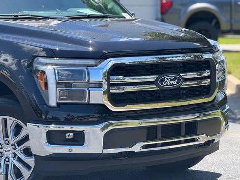 New 2025 Ford F150 Lariat w/ Equipment Group 501A Mid image 5