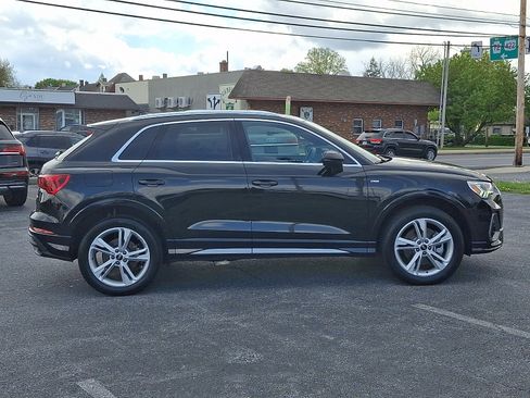 Used 2023 Audi Q3 2.0T Premium w/ 19" Wheel Package AWD/4WD image 7