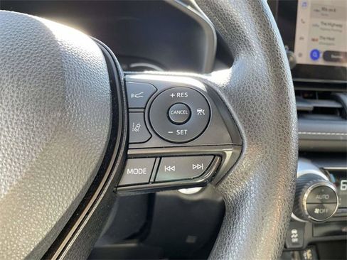 Used 2023 Toyota RAV4 XLE image 25