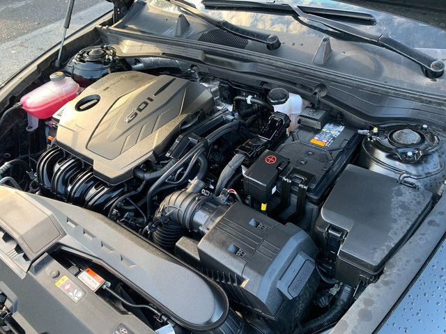 Used 2025 Hyundai Sonata SEL FWD image 27