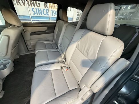 Used 2013 Honda Odyssey Touring image 31