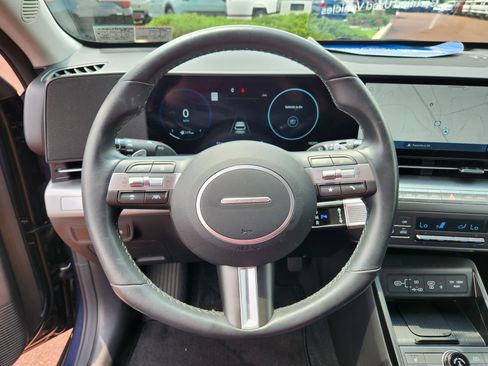 Certified 2024 Hyundai Kona SEL w/ Convenience Package AWD/4WD image 18