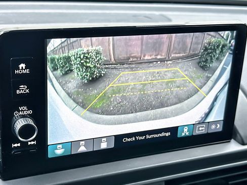 Used 2023 Honda Pilot EX-L image 24