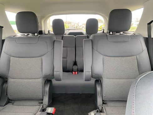 New 2026 Ford Explorer Active RWD image 26