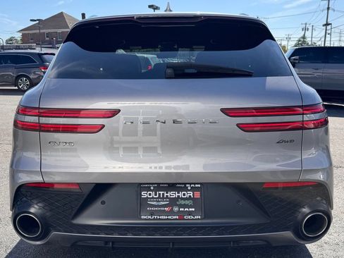 Used 2022 Genesis GV70 2.5T w/ Sport Prestige Package AWD/4WD image 6