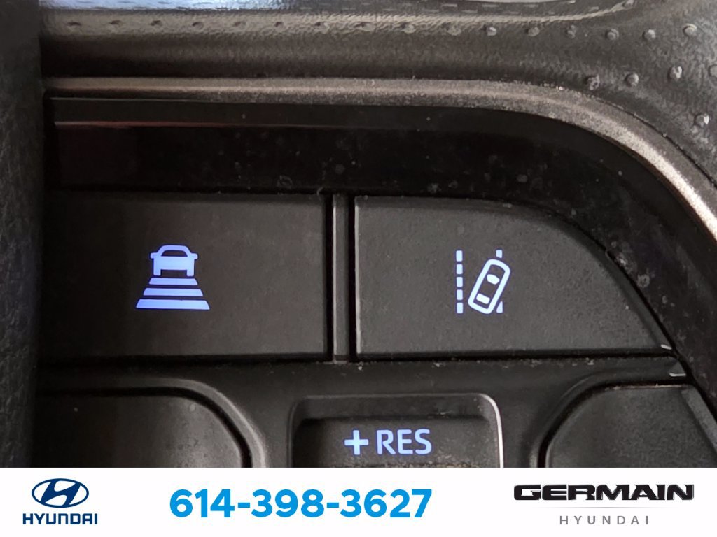 Used 2023 Toyota Tundra SR5 w/ SR5 Convenience Package AWD/4WD image 32