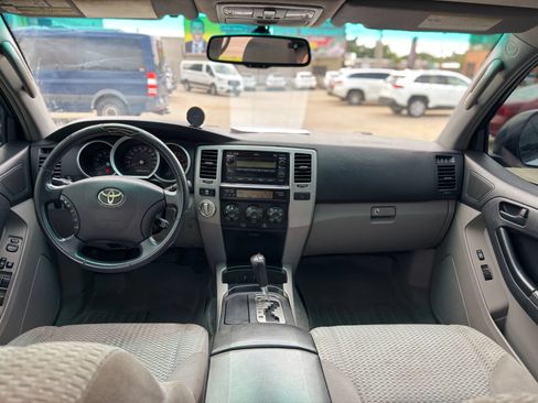 Used 2008 Toyota 4Runner SR5 AWD/4WD image 10