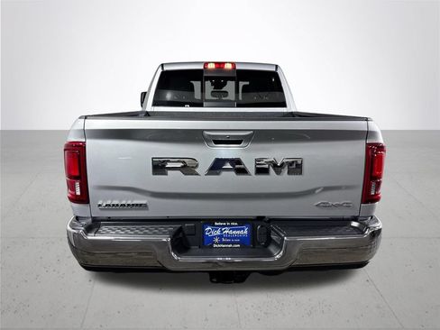 New 2026 RAM 2500 Laramie AWD/4WD image 7