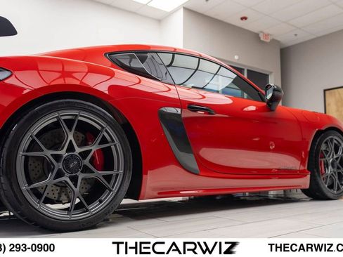 Used 2023 Porsche 718 Cayman GT4 RS RWD image 40