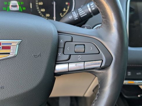 Used 2023 Cadillac XT4 Luxury w/ LPO, Onyx Lite Package AWD/4WD image 23
