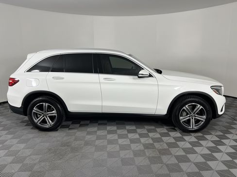 Used 2019 Mercedes-Benz GLC 300 4MATIC image 14