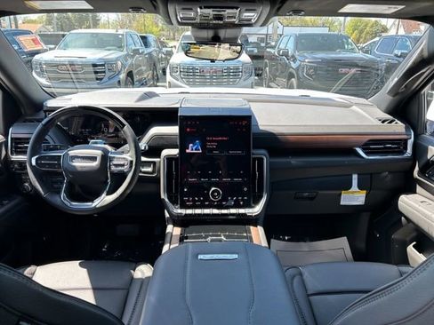 New 2026 GMC Yukon Denali AWD/4WD image 22