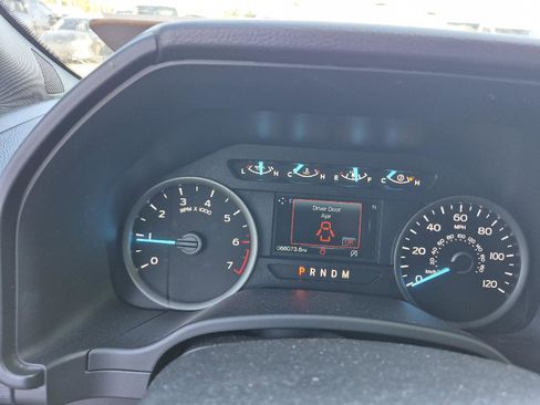 Used 2019 Ford F150 XLT w/ Equipment Group 302A Luxury image 6