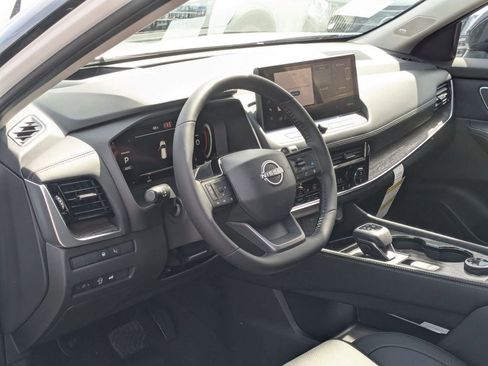 New 2026 Nissan Rogue Platinum AWD/4WD image 5