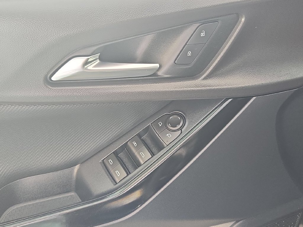 Used 2026 Chevrolet Equinox LT FWD image 15