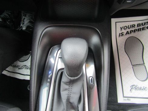 Used 2025 Toyota Corolla LE image 22