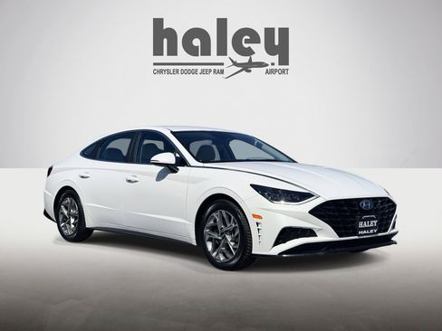 Used 2023 Hyundai Sonata SEL w/ Cargo Package image 1