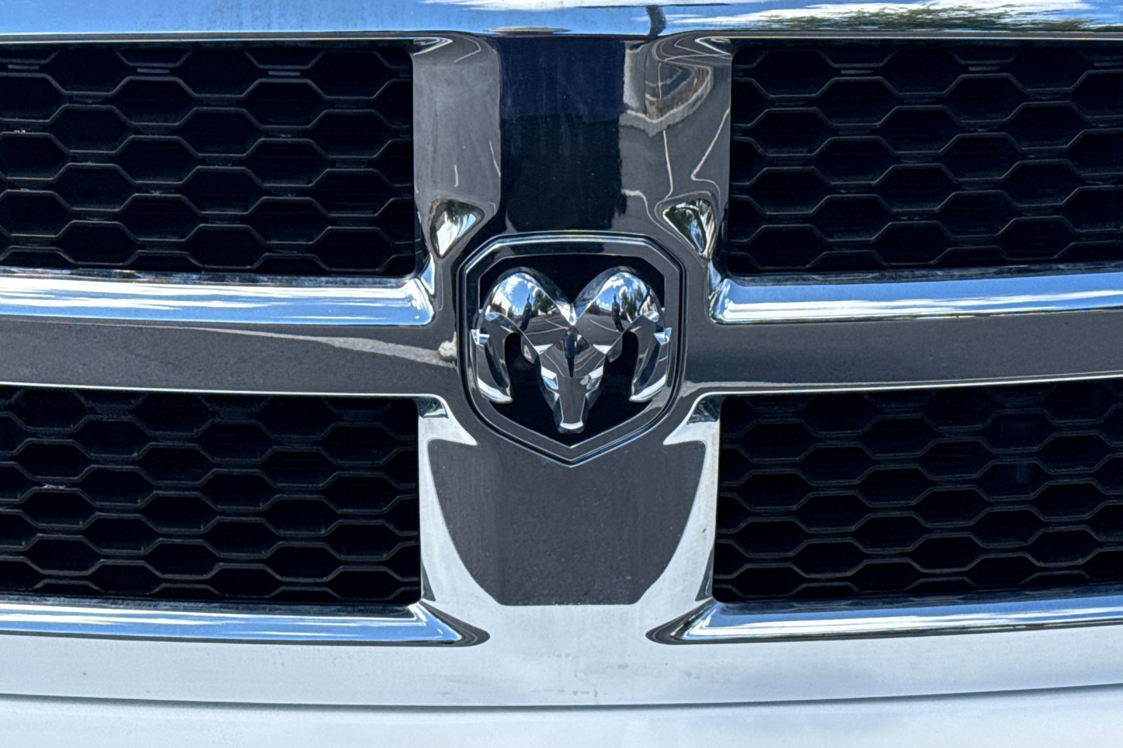 Used 2024 RAM 1500 Classic SLT RWD image 8
