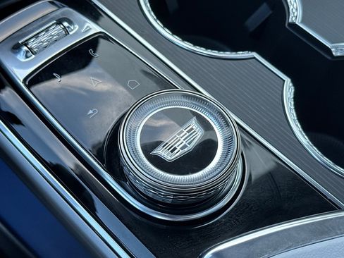 Certified 2025 Cadillac Lyriq Luxury image 29