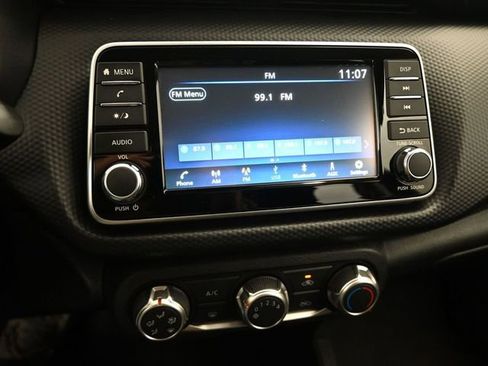 Used 2024 Nissan Kicks S image 14