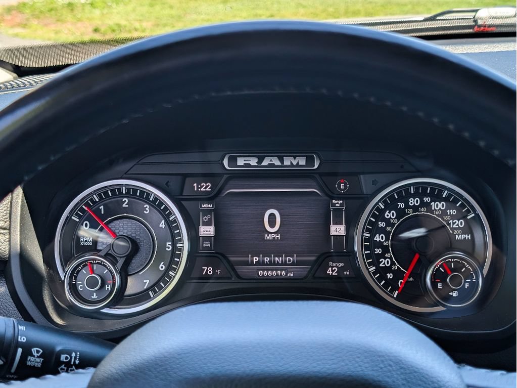 Used 2022 RAM 1500 Laramie AWD/4WD image 25