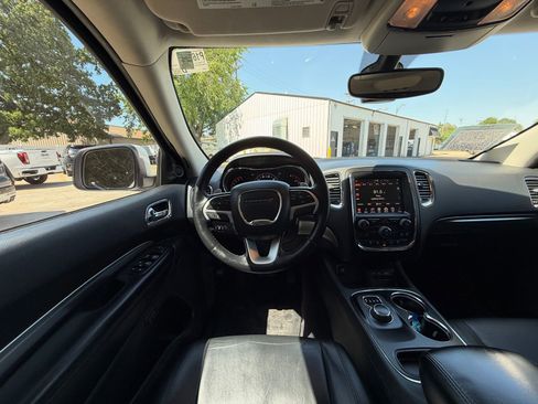 Used 2017 Dodge Durango GT w/ Nav & Power Liftgate Group AWD/4WD image 2