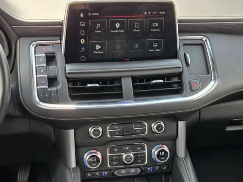 Used 2023 GMC Yukon XL SLT w/ SLT Premium Package RWD image 12