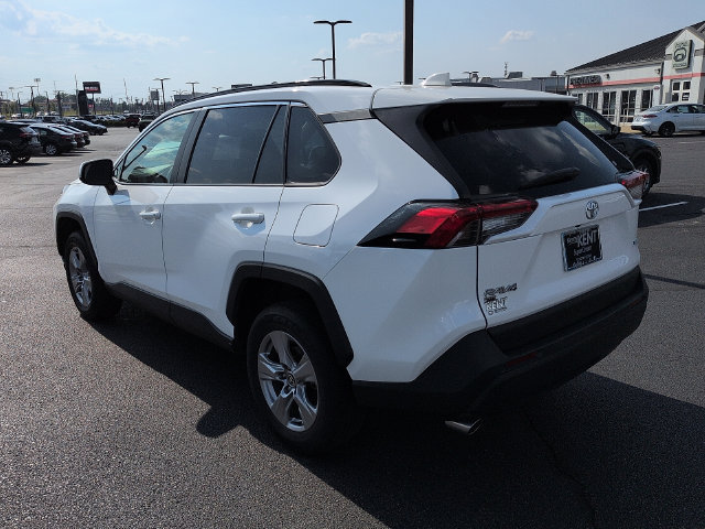 Certified 2025 Toyota RAV4 XLE FWD image 5
